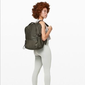 Lululemon New Crew Backpack 22L Olive green